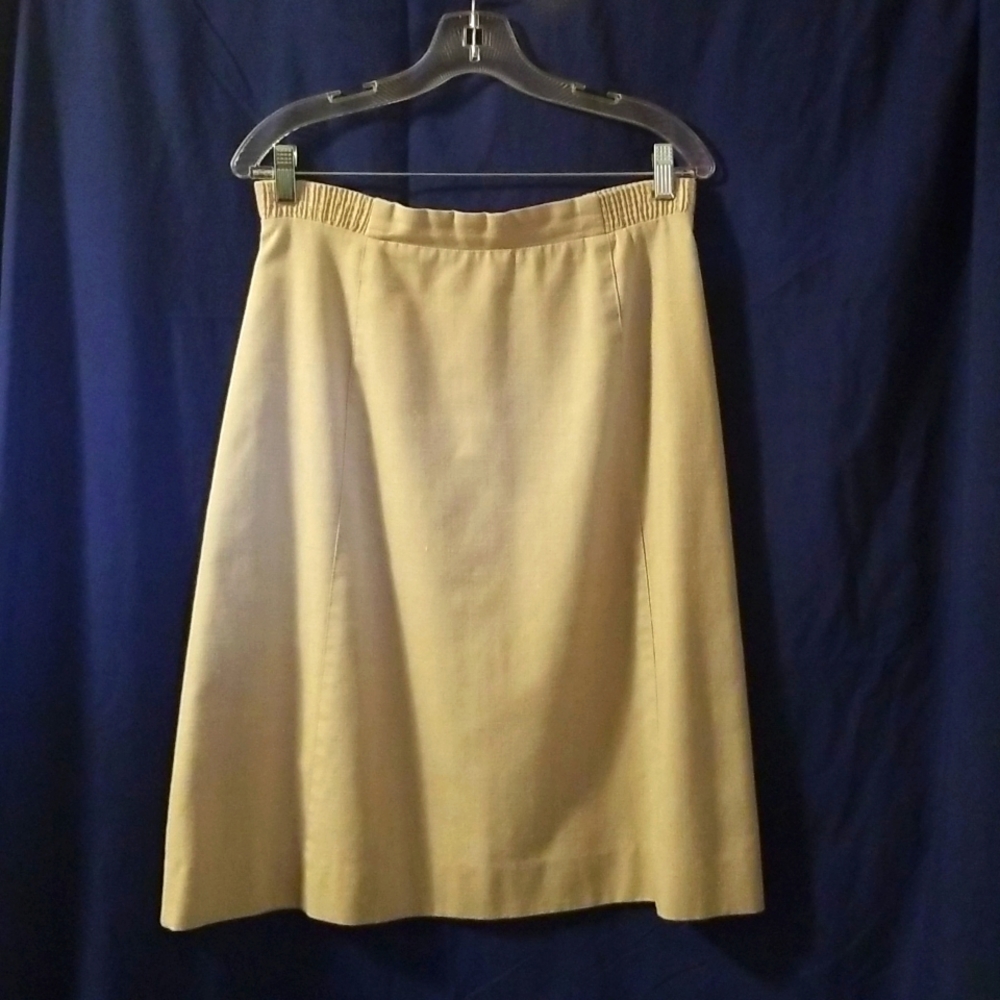 Vintage khaki skirt